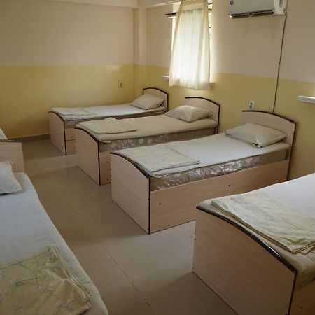 Sakura Guesthouse 比什凯克 外观 照片