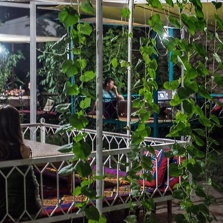 Sakura Guesthouse 比什凯克 外观 照片