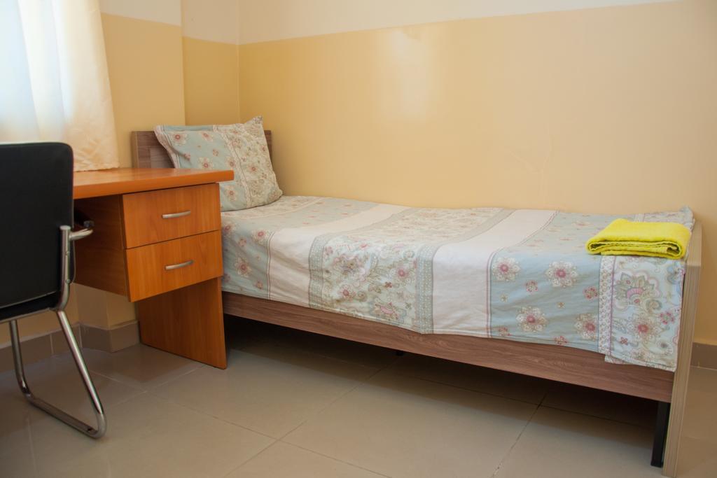 Sakura Guesthouse 比什凯克 外观 照片